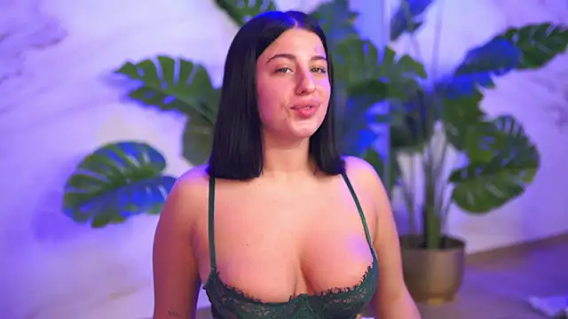 Vanessaxrayy online show from 06-03-26, 04:48