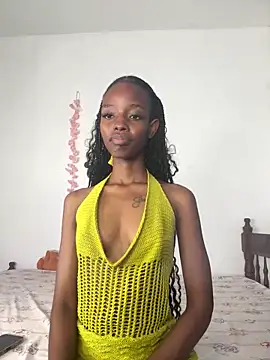 Snapshot of prettyzuriel chatting on 05-23-26, 12:53 prettyzuriel online show from 05-23-26, 12:53