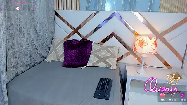 Snapshot of KaylaDavies chatting on 07-15-26, 02:00 KaylaDavies online show from 07-15-26, 02:00