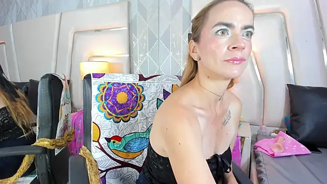AnnePavlowa online show from 05-31-26, 12:34