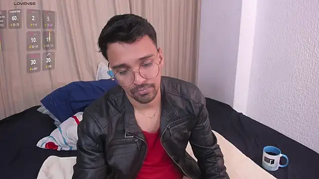 Snapshot of max_ed chatting on 07-15-26, 11:59 max ed online show from 07-15-26, 11:59