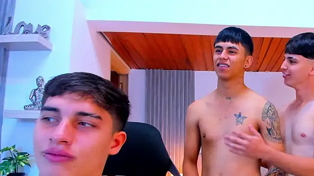 crazy boysW online show from 06-01-26, 02:08