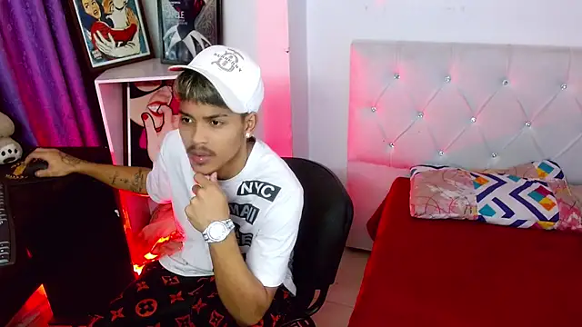 Angel foxc13 online show from 07-12-26, 03:19