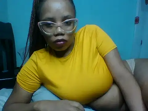 Snapshot of Tatianaluu chatting on 05-30-26, 06:21 Tatianaluu online show from 05-30-26, 06:21