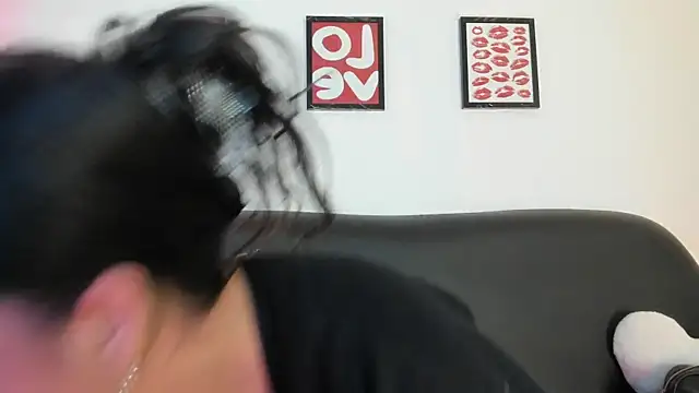Snapshot of Tiana_prince chatting on 07-17-26, 09:16 Tiana prince online show from 07-17-26, 09:16