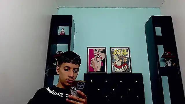 Snapshot of jl_brayan12 chatting on 06-23-26, 09:02 jl brayan12 online show from 06-23-26, 09:02