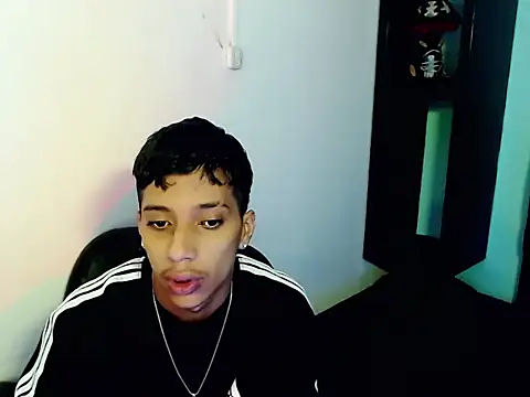 Snapshot of jl_brayan12 chatting on 07-15-26, 04:18 jl brayan12 online show from 07-15-26, 04:18