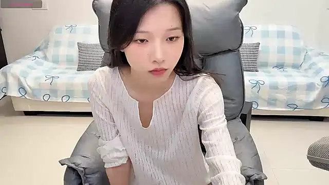 Snapshot of jiajia_girl chatting on 07-02-26, 12:55 jiajia girl online show from 07-02-26, 12:55