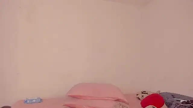 karely laurent online show from 05-31-26, 01:58