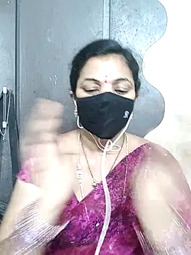 Snapshot of Leela_555 chatting on 06-29-26, 12:49 Leela 555 online show from 06-29-26, 12:49