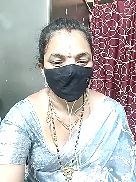 Snapshot of Leela_555 chatting on 07-16-26, 10:43 Leela 555 online show from 07-16-26, 10:43
