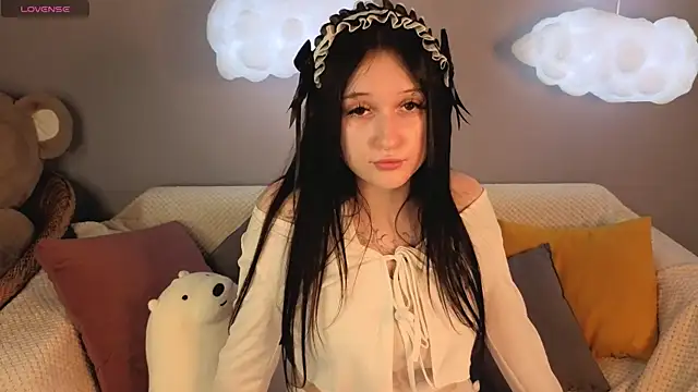 Snapshot of Emma-Blissa chatting on 06-25-26, 01:38 Emma-Blissa online show from 06-25-26, 01:38