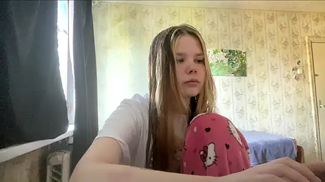 SusanaLeichty online show from 07-13-26, 03:15
