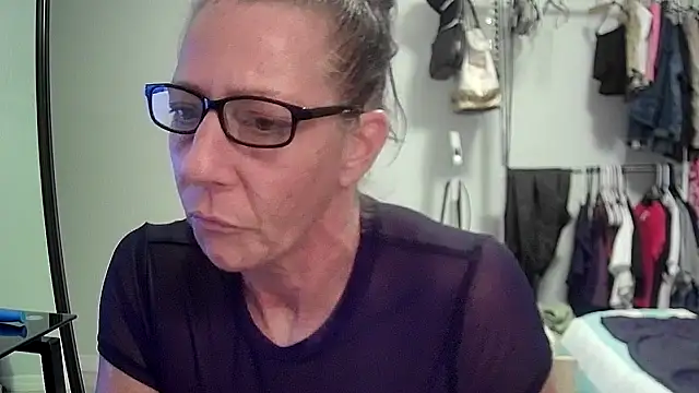 Quartz1Champagne online show from 06-20-26, 02:47