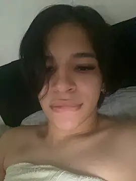Snapshot of brankinhahott chatting on 07-16-26, 12:44 brankinhahott online show from 07-16-26, 12:44