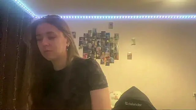 KrystalCarabine online show from 06-01-26, 04:20