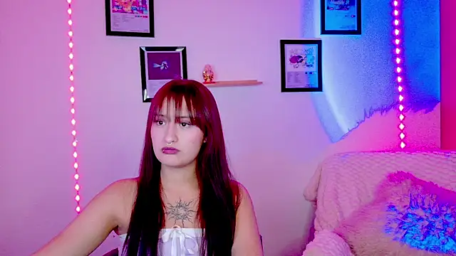 Snapshot of Natha_Ramirez chatting on 06-18-26, 01:39 Natha Ramirez online show from 06-18-26, 01:39