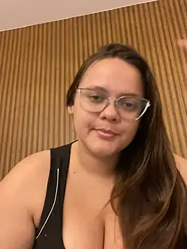 Snapshot of Laryssinha_69 chatting on 07-03-26, 10:49 Laryssinha 69 online show from 07-03-26, 10:49