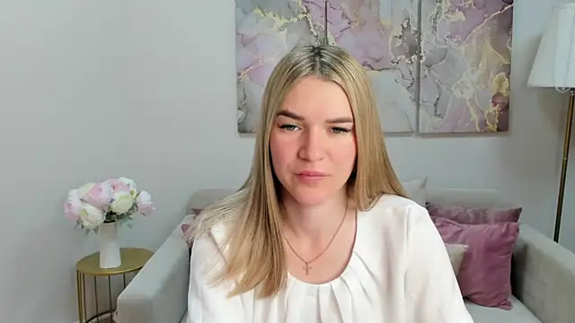 Snapshot of RoxyReignn chatting on 07-02-26, 09:54 RoxyReignn online show from 07-02-26, 09:54