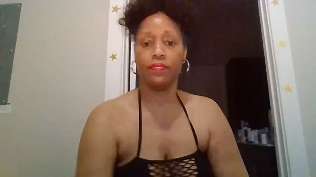 MsDeeLive online show from 05-30-26, 04:42