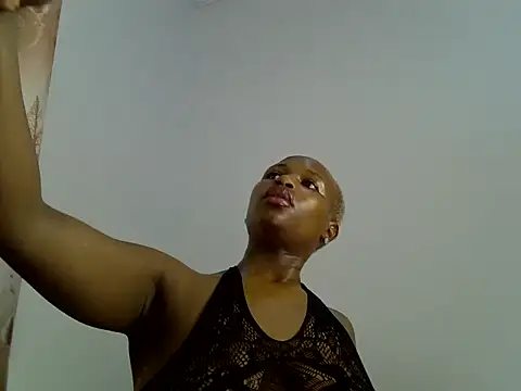 Snapshot of Barbianaa671 chatting on 06-21-26, 05:04 Barbianaa671 online show from 06-21-26, 05:04