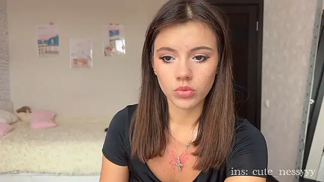 Snapshot of CuteNessy chatting on 07-12-26, 08:49 CuteNessy online show from 07-12-26, 08:49