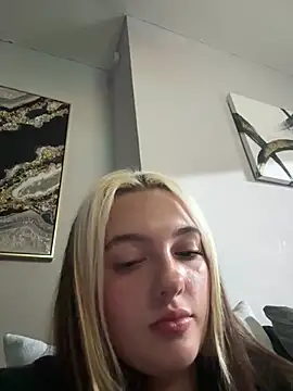Snapshot of naughtygirl6989 chatting on 06-20-26, 10:12 naughtygirl6989 online show from 06-20-26, 10:12