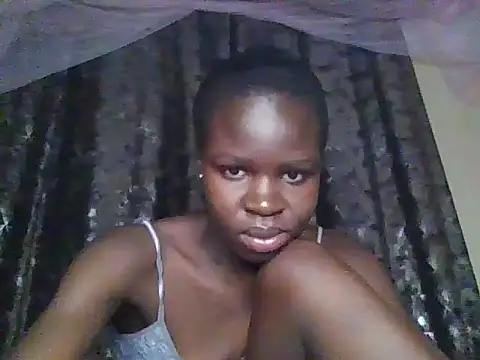 Snapshot of small_diva chatting on 07-12-26, 07:27 small diva online show from 07-12-26, 07:27