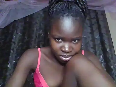 Snapshot of small_diva chatting on 07-26-26, 07:32 small diva online show from 07-26-26, 07:32