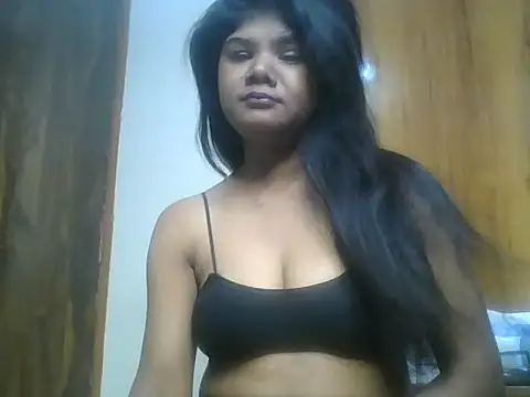 Snapshot of naromi_3563 chatting on 05-30-26, 04:04 naromi 3563 online show from 05-30-26, 04:04