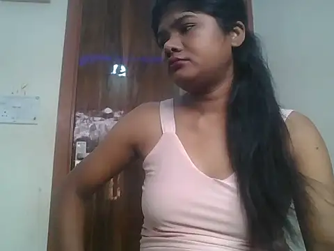 Snapshot of naromi_3563 chatting on 06-25-26, 05:23 naromi 3563 online show from 06-25-26, 05:23