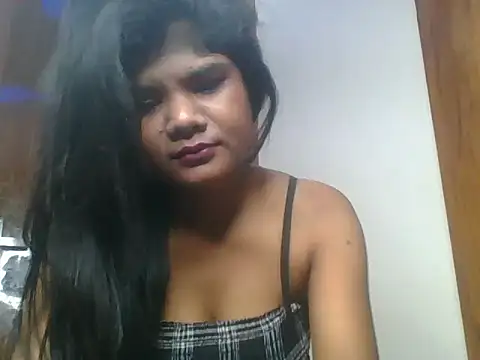 Snapshot of naromi_3563 chatting on 06-26-26, 04:44 naromi 3563 online show from 06-26-26, 04:44