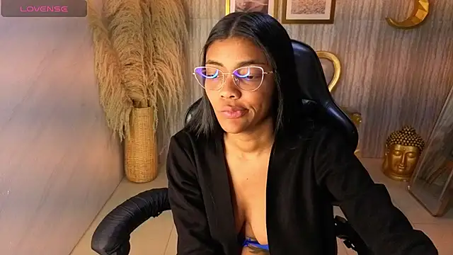 Snapshot of valentina_gomez_s chatting on 07-18-26, 01:04 valentina gomez s online show from 07-18-26, 01:04