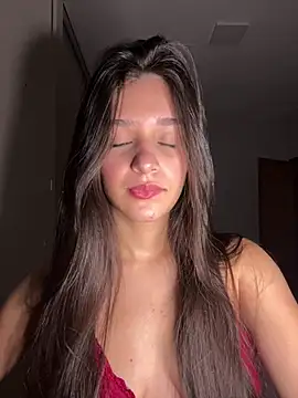 julhya duarte online show from 05-28-26, 04:15