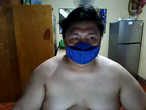 Snapshot of RedSword007 chatting on 06-12-26, 11:20 RedSword007 online show from 06-12-26, 11:20