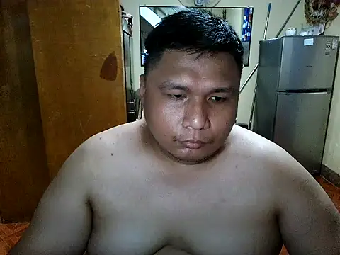 Snapshot of RedSword007 chatting on 06-29-26, 05:57 RedSword007 online show from 06-29-26, 05:57