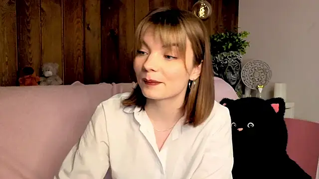 Snapshot of IvoryPesante chatting on 05-31-26, 07:59 IvoryPesante online show from 05-31-26, 07:59