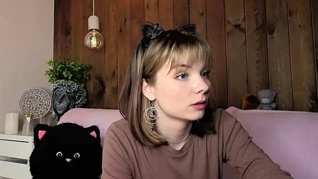 IvoryPesante online show from 06-08-26, 01:28