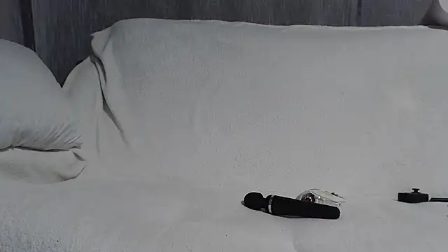 AnnaCrazyHot online show from 12-05-25, 05:05