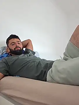 StraightSerb online show from 06-13-26, 06:33