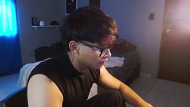 Mr yisuzz online show from 07-04-26, 12:22