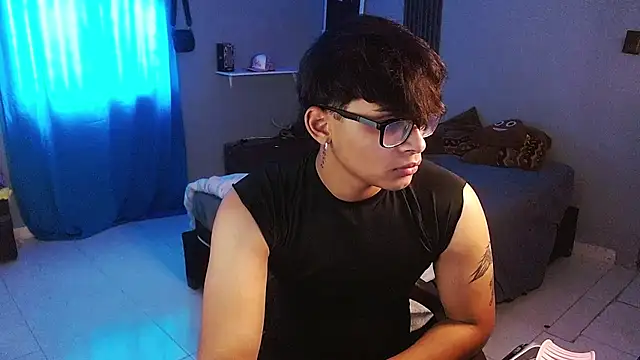 Mr yisuzz online show from 07-12-26, 12:18