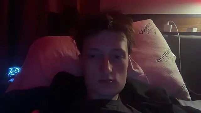 Snapshot of CamBos07 chatting on 06-02-26, 04:47 CamBos07 online show from 06-02-26, 04:47