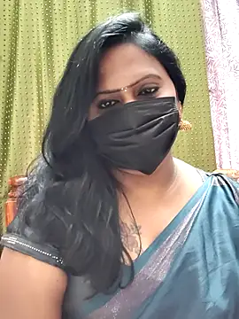 Snapshot of Meera_mia chatting on 07-11-26, 07:00 Meera mia online show from 07-11-26, 07:00
