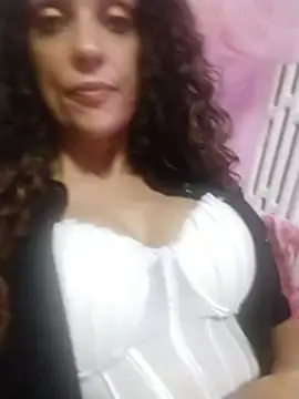 angelaxxx83 online show from 07-22-26, 04:32