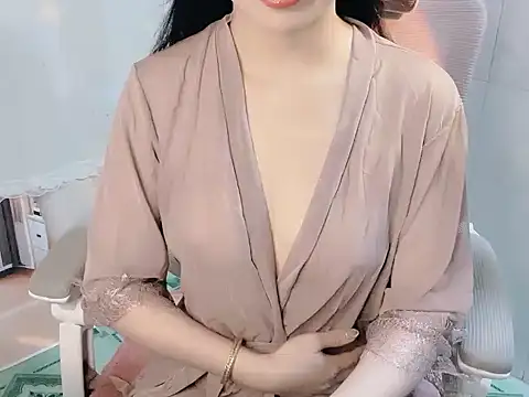 -Naomii  online show from 07-09-26, 06:17