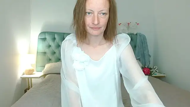 Snapshot of Anastasia_skyy chatting on 05-31-26, 10:00 Anastasia skyy online show from 05-31-26, 10:00