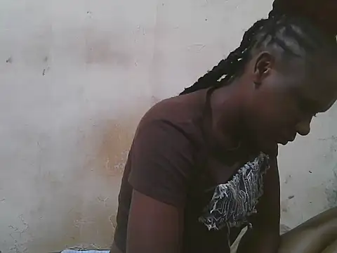 Snapshot of sweet_camillah00 chatting on 06-26-26, 06:45 sweet camillah00 online show from 06-26-26, 06:45