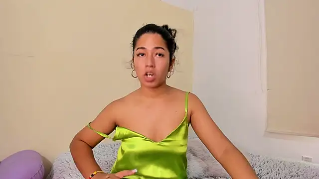 Nadia-Monroe online show from 06-26-26, 12:09