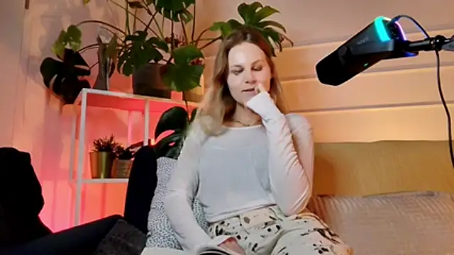 sweeeeetangell online show from 06-01-26, 05:36